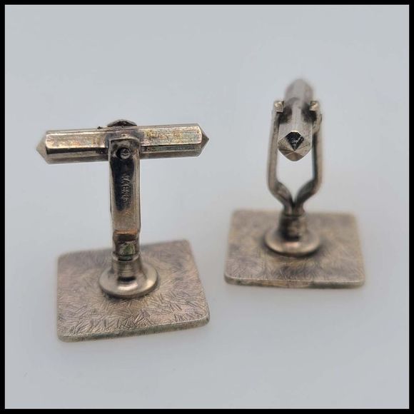 Japanese good fortune cufflinks - Picture 3 of 4